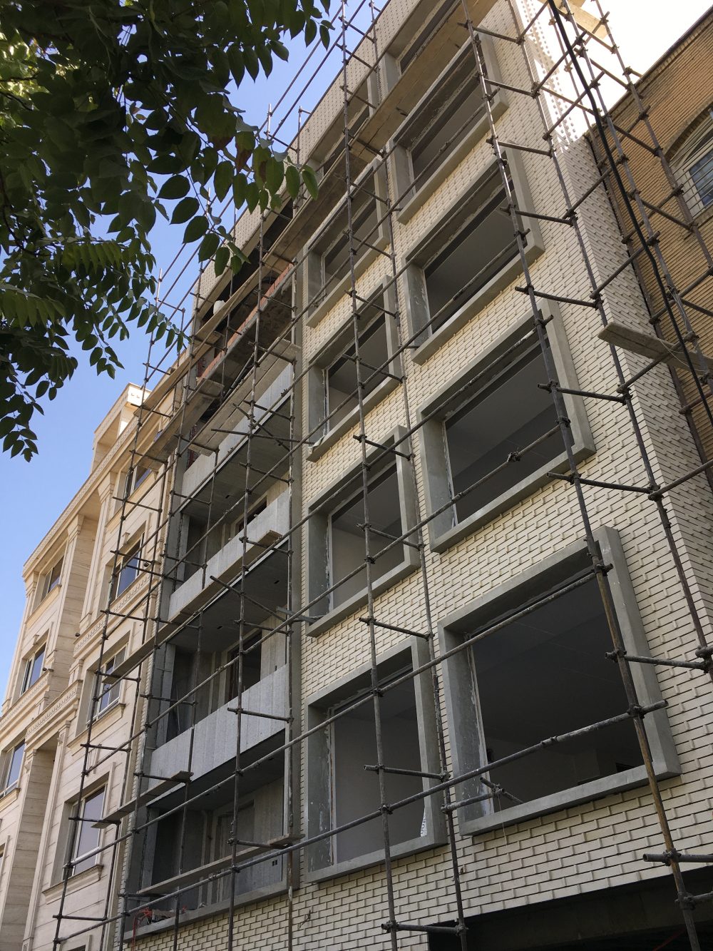 ساختمان یوسف آباد